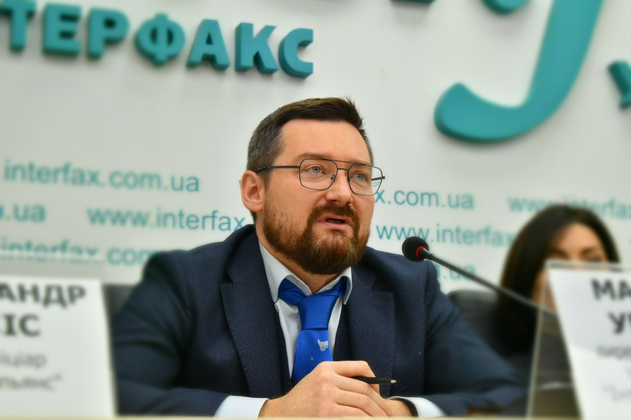 Основні економічні індикатори України та світу за січень-вересень від Experts Club