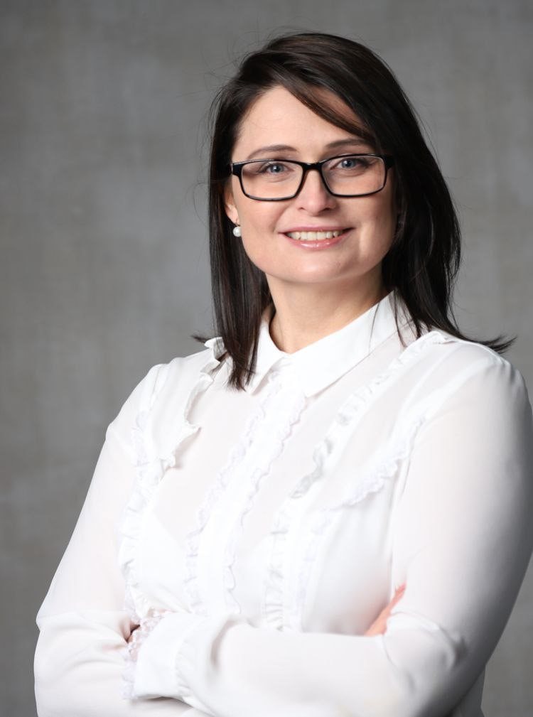 Олена Ковальова