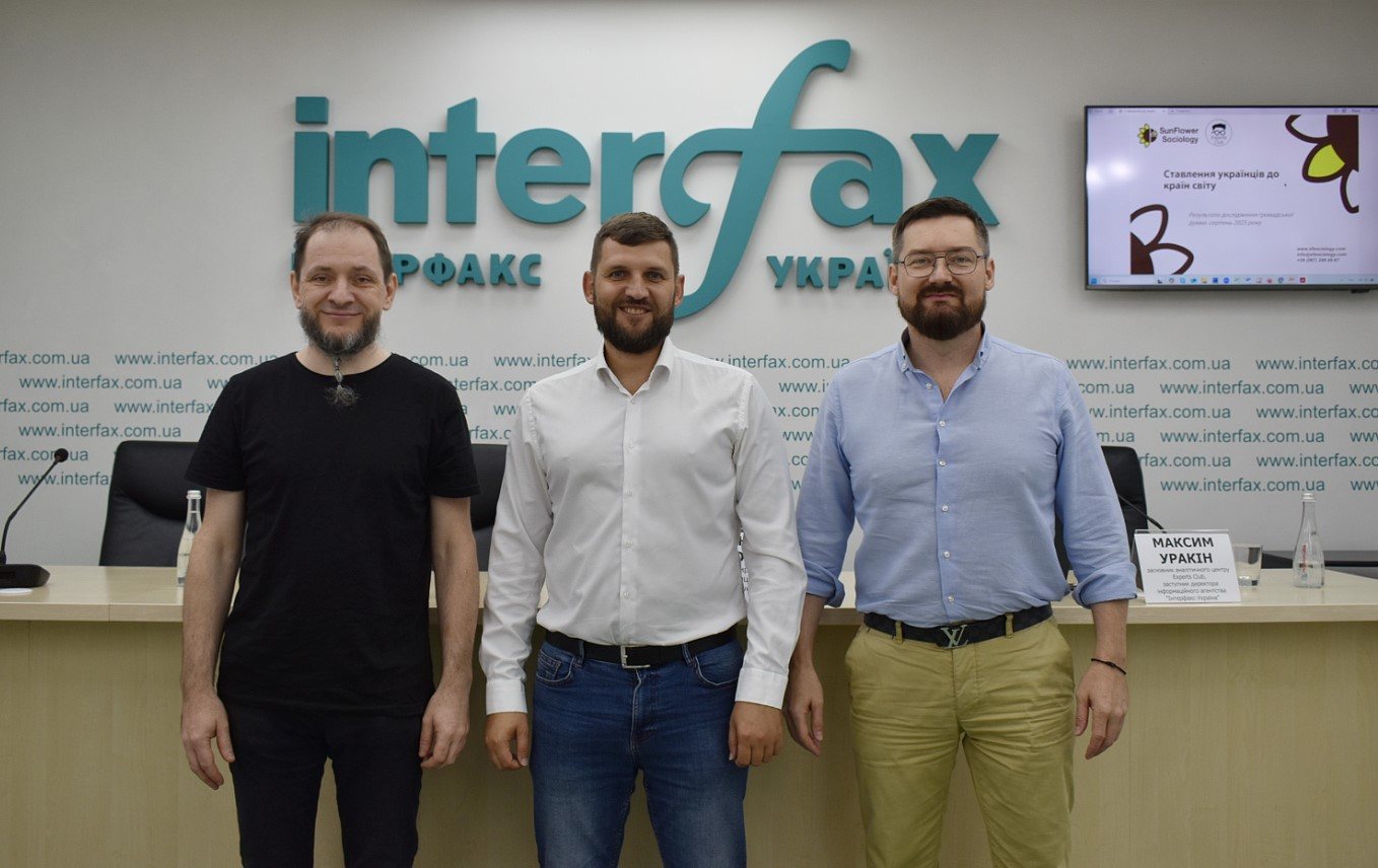 Стаття про дослідження Experts Club на сайті Української літературної газети